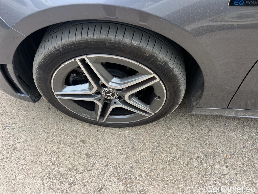  Mercedes  A-Klasse Clase A A 250 e (177.086)Premium-Pack 1.3 AMG Line 220CV AT8 E6d #6