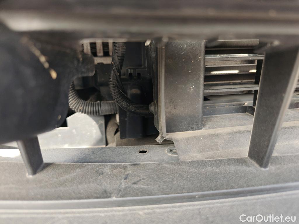  Nissan  Qashqai NISSAN  / 2017 / 5P / todoterreno DIG-T 103 kW (140 CV) E6D N-TEC #4