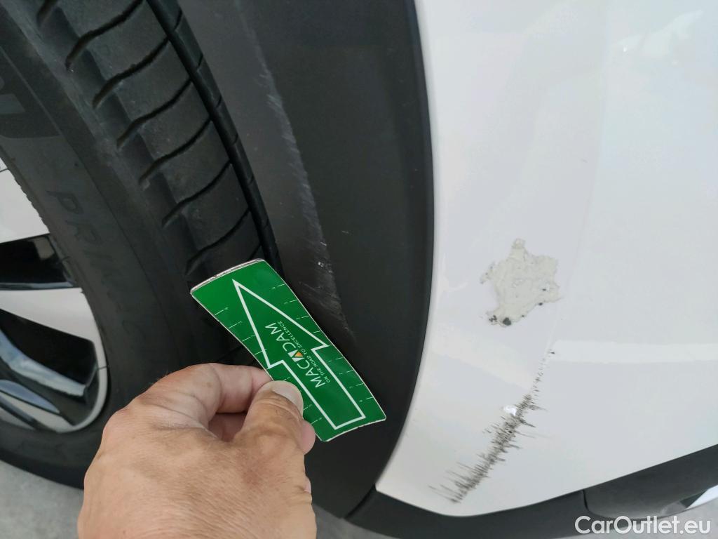  Peugeot  2008  Allure 1.5 HDi 130CV AT8 E6d #20