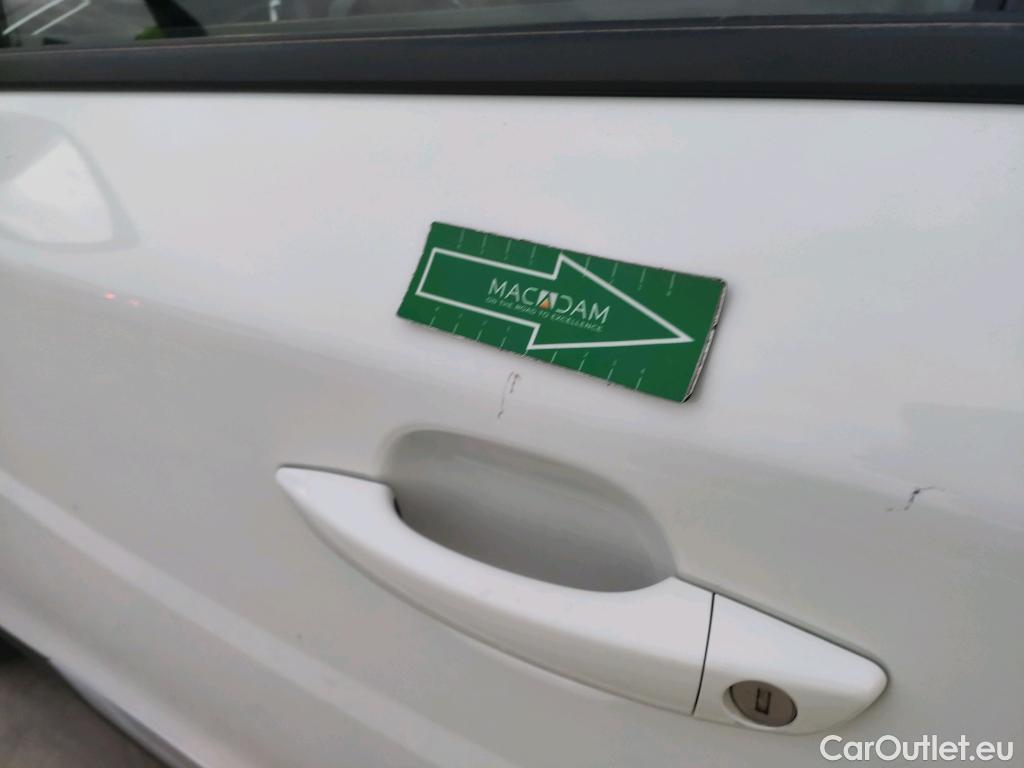  Peugeot  2008  Allure 1.5 HDi 130CV AT8 E6d #2
