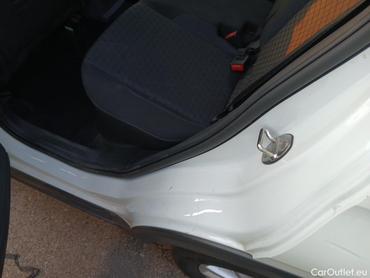  Volkswagen  T-CROSS  Advance 1.0 TSI 110CV AT7 E6d #6