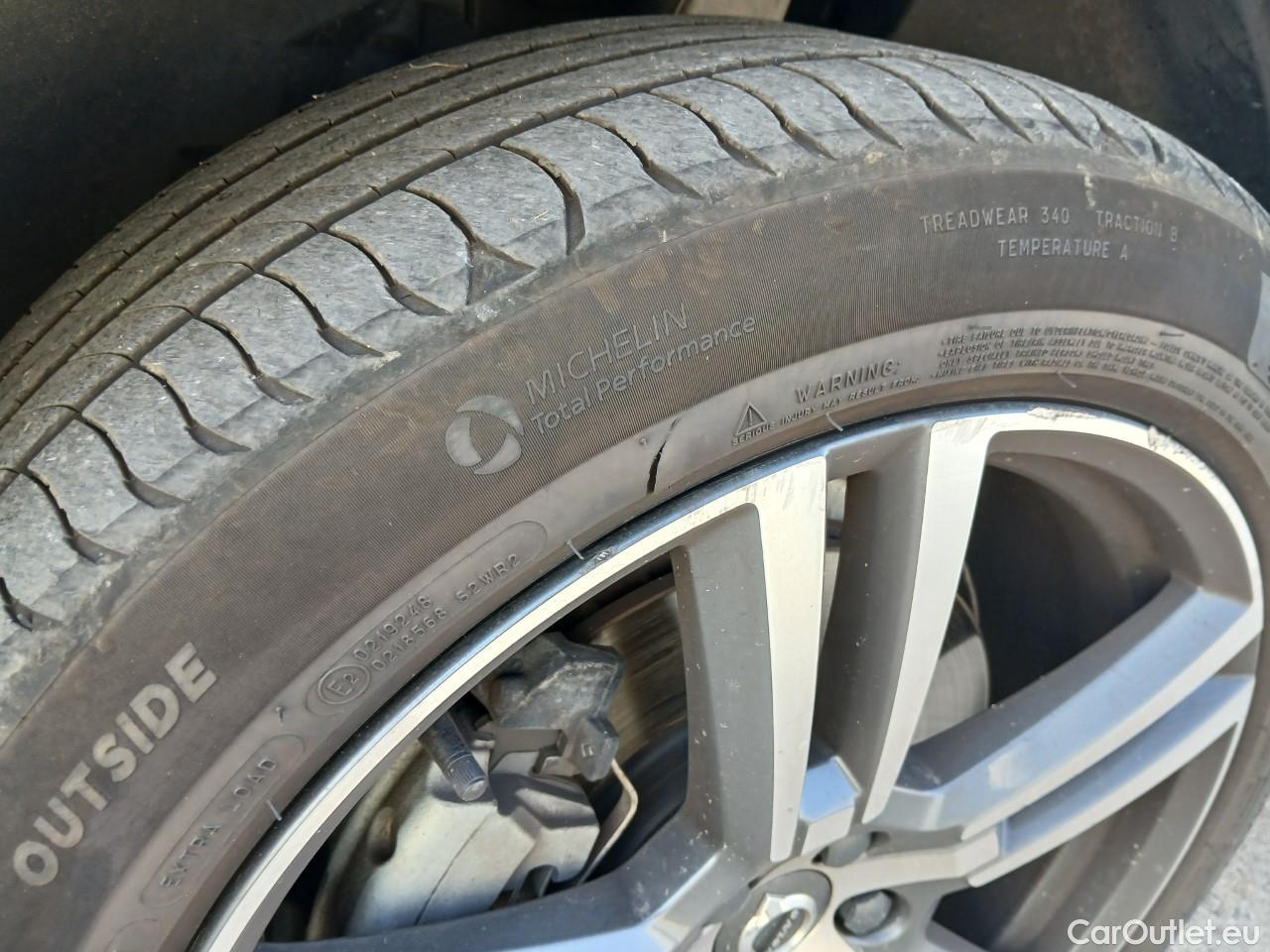  Volvo  XC60 VOLVO  / 2017 / 5P / todoterreno 2.0 T6 AWD Recharge Inscription Auto #14