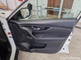  Nissan  X-Trail NISSAN  / 2017 / 5P / CROSSOVER 2.0 DCI 177 4WD N-CONNECTA #230