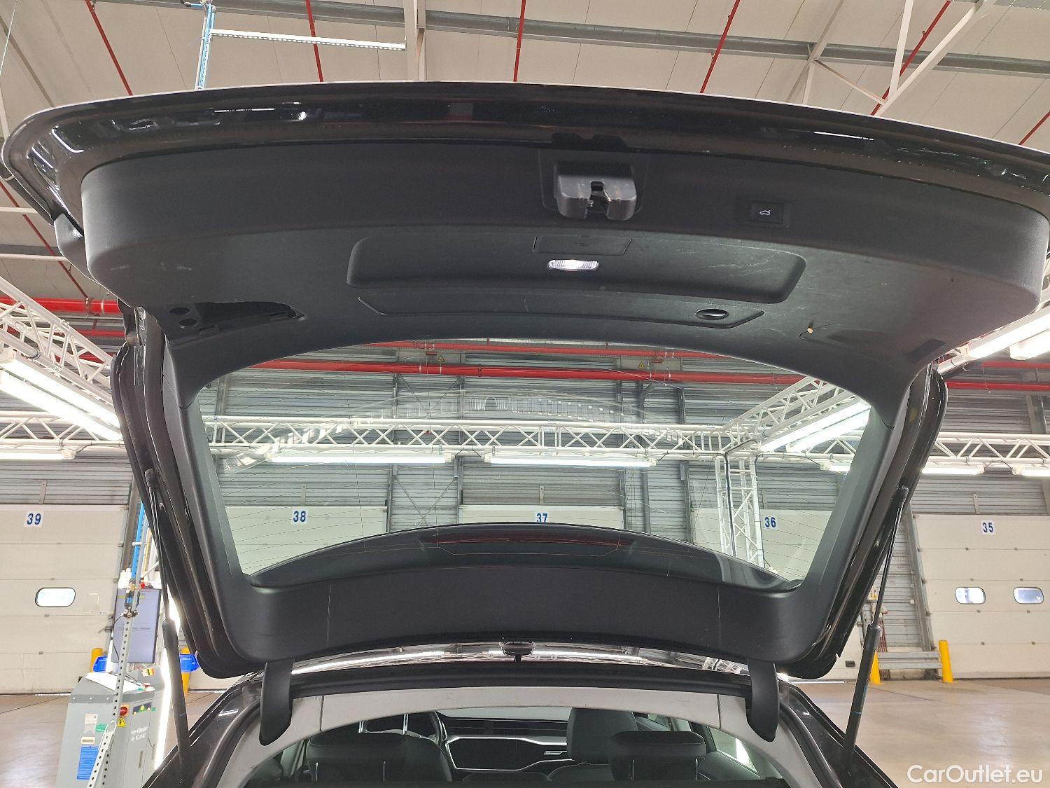 Audi  A6 Audi,  Avant '18, Audi  Avant 40 TDI S tronic 5d #40