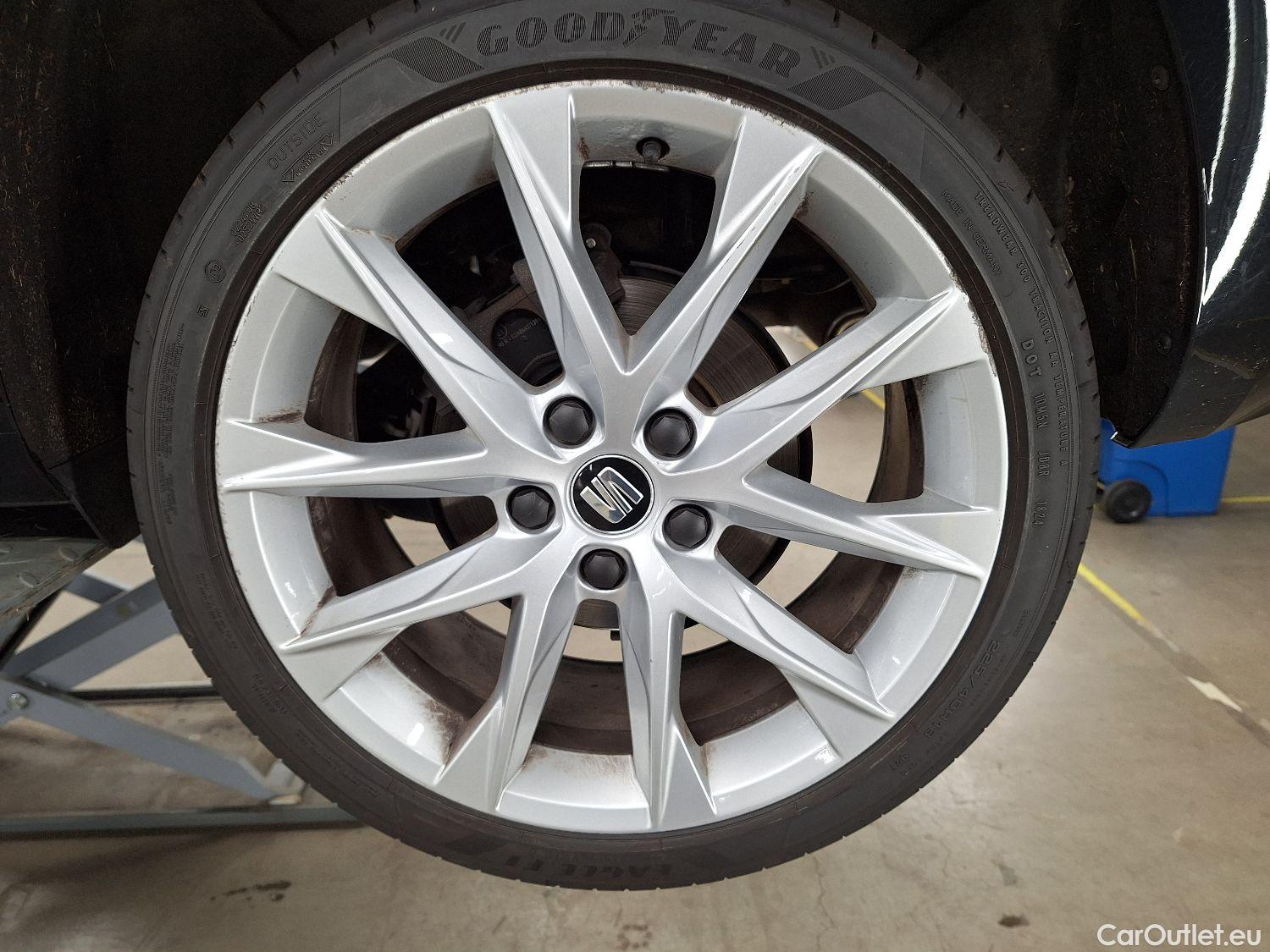  Seat  Leon Seat,  FL'16, SEAT  1.5 TSI 130 FR Ultimate+ 5d #25