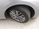  Peugeot  308 Peugeot  SW 1.2 PureTech 110 S&S Active Pack 5d #43