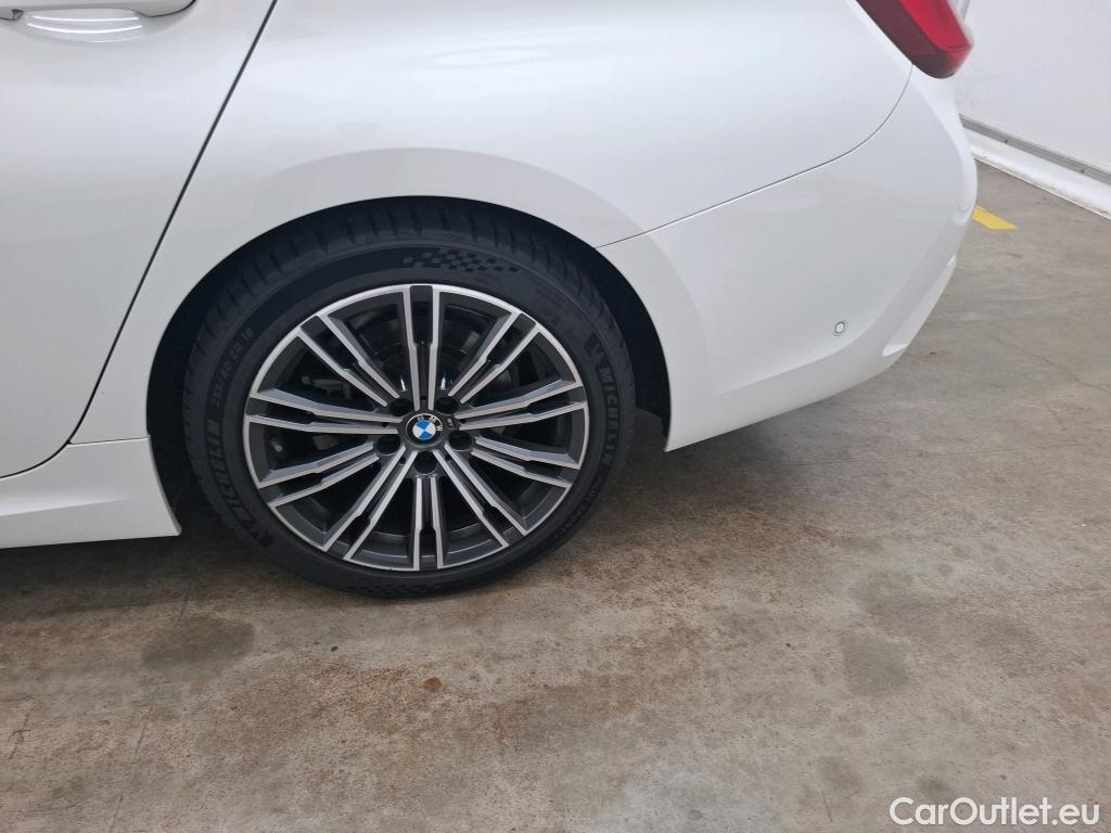  Bmw  Serie 3 Série 3 Lim. 318 d M Sport 2.0 150CV BVA8 E6d #19