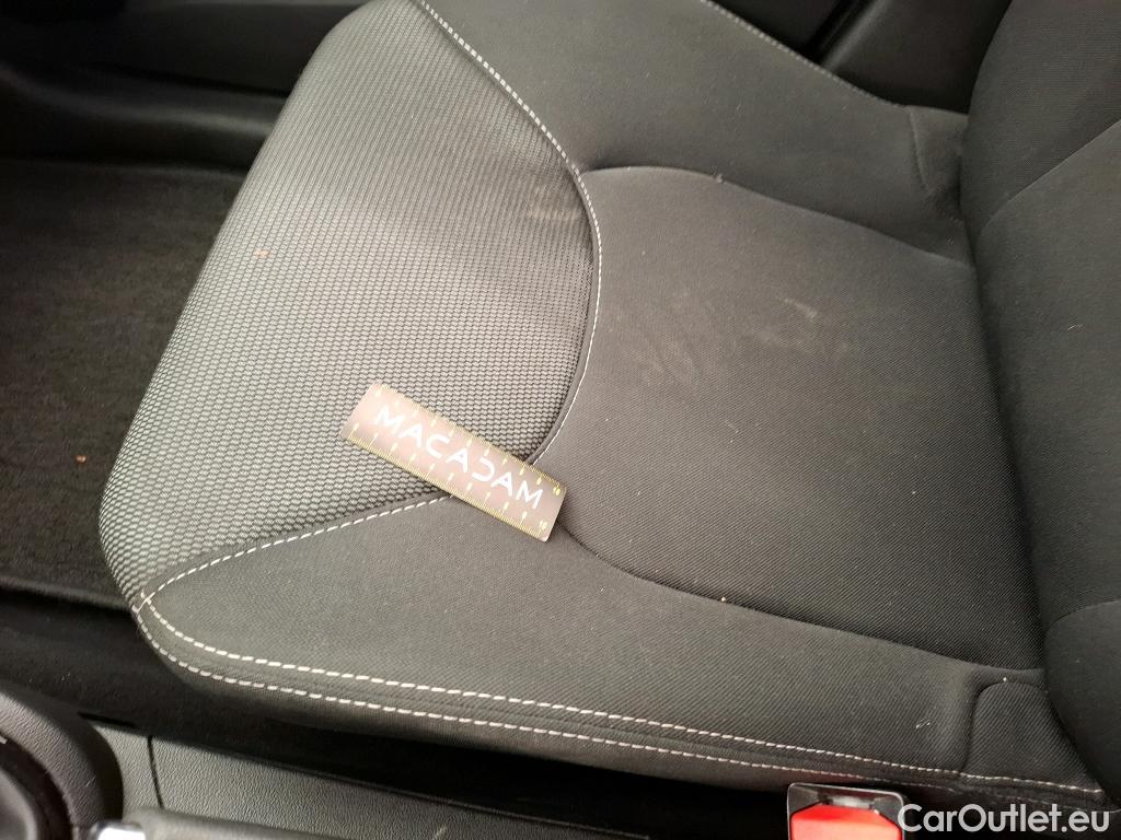  Renault  Clio RENAULT  / 2016 / 5P / Berline &Business TCe 90 #8