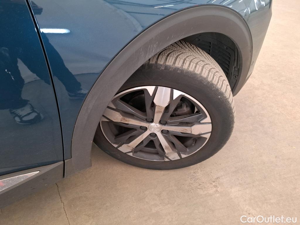  Peugeot  3008  Allure Pack 1.2 PureTech 130CV BVA8 E6d #4
