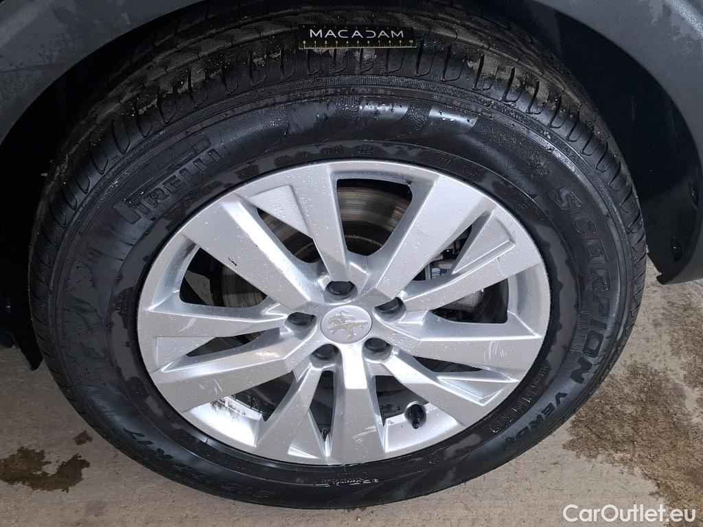  Peugeot  5008  Active Business 1.2 PureTech 130CV BVA8 7 Sieges E6d #10