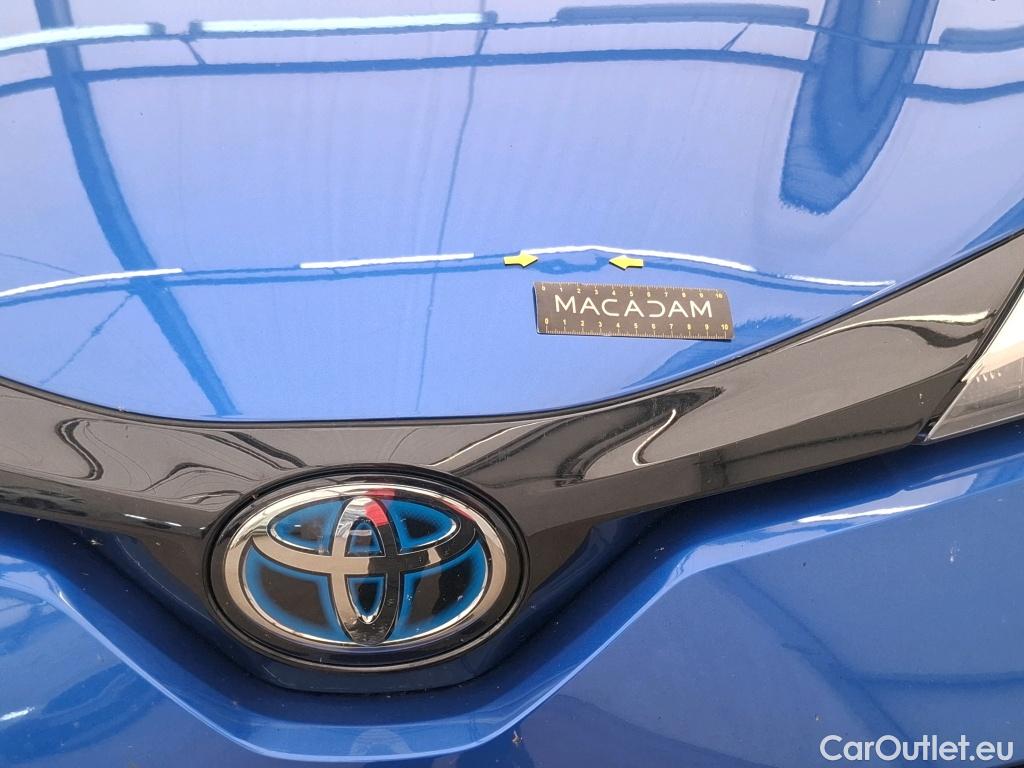  Toyota  C-HR TOYOTA  / 2016 / 5P / SUV 1.8 HYBRIDE 122 DYNAMIC BUSINESS / TRANSFO VP VF #14