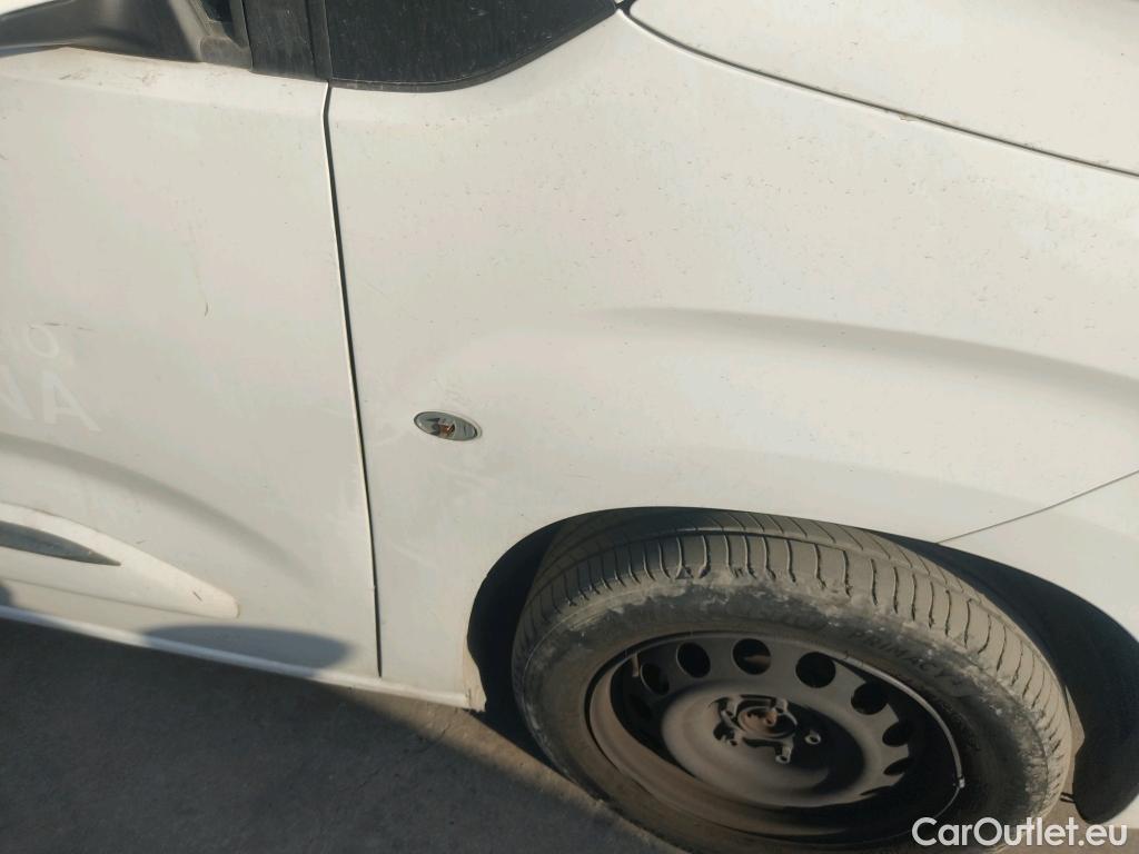  Toyota  Proace TOYOTA  City / 2020 / 5P / combi 1.5D 75kW (100CV) VX L1 #34