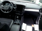  Volvo  XC 40 T3  2 #3
