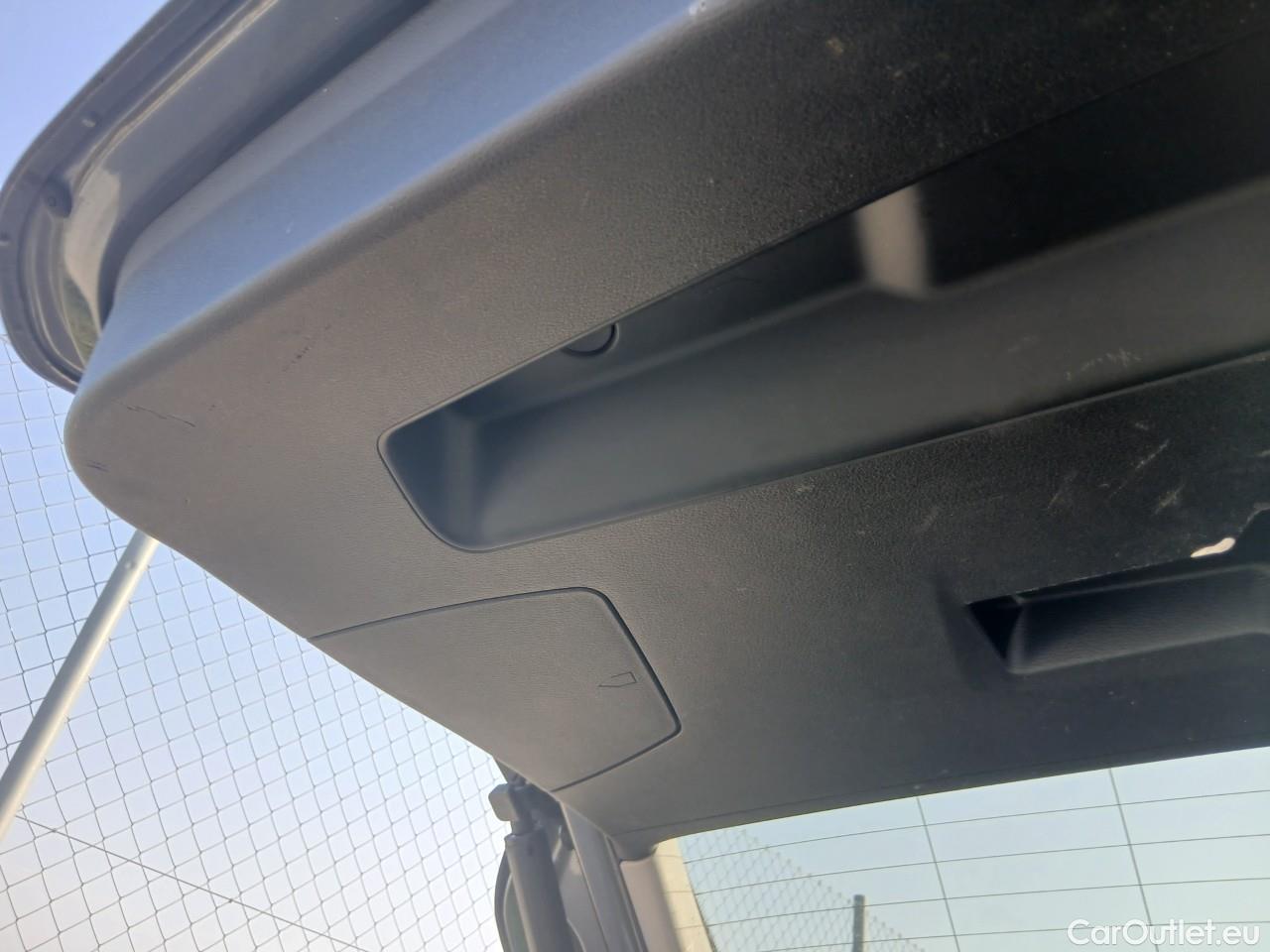  Bmw  X1 Serie  sDrive 18i Advantage 1.5 140CV AT7 E6dT #1