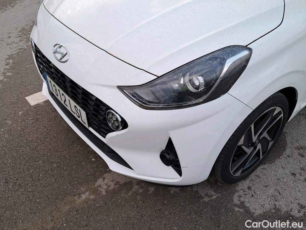  Hyundai  i10 HYUNDAI  / 2020 / 5P / berlina con portón 1.0 Tecno #11