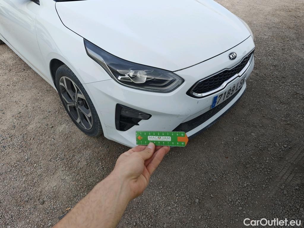  KIA  Cee'd KIA Ceed / 2018 / 5P / berlina con portón 1.0 T-GDi 74kW (100CV) Tech #27