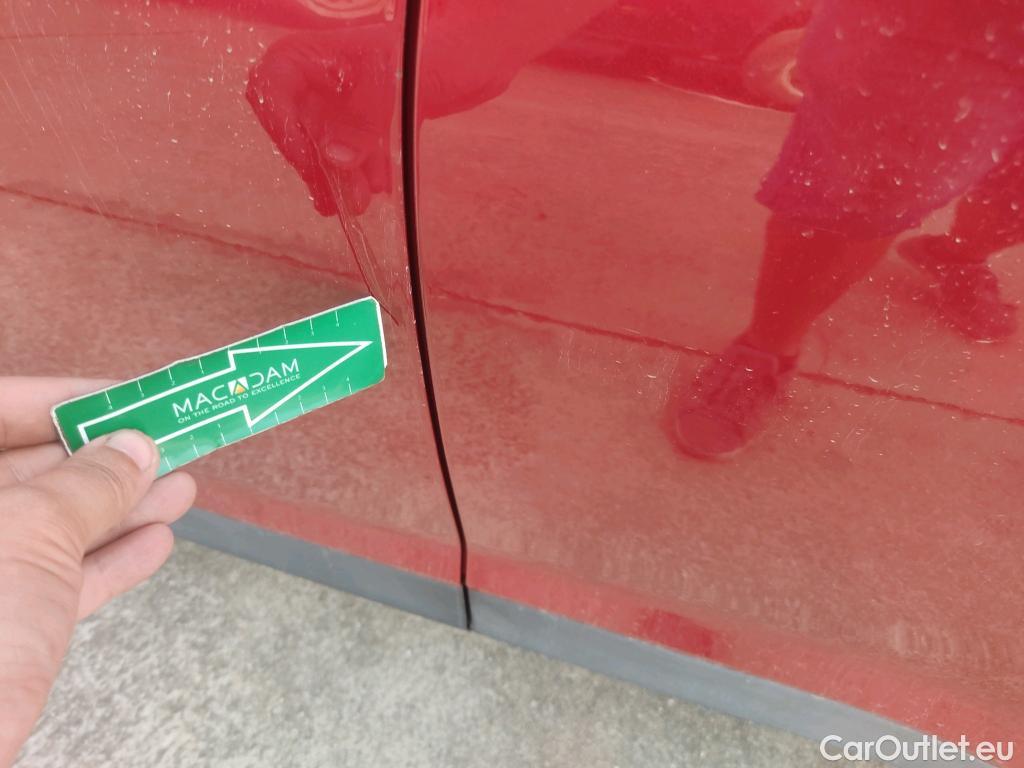  Hyundai  Konna HYUNDAI Kona / 2017 / 5P / todoterreno 1.6 GDI HEV Klass DCT #25