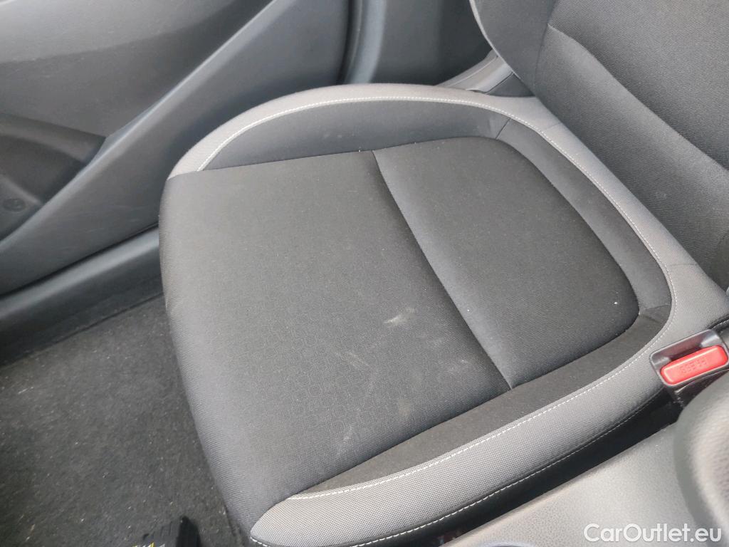  Hyundai  Konna HYUNDAI Kona / 2017 / 5P / todoterreno 1.6 GDI HEV Klass DCT #14