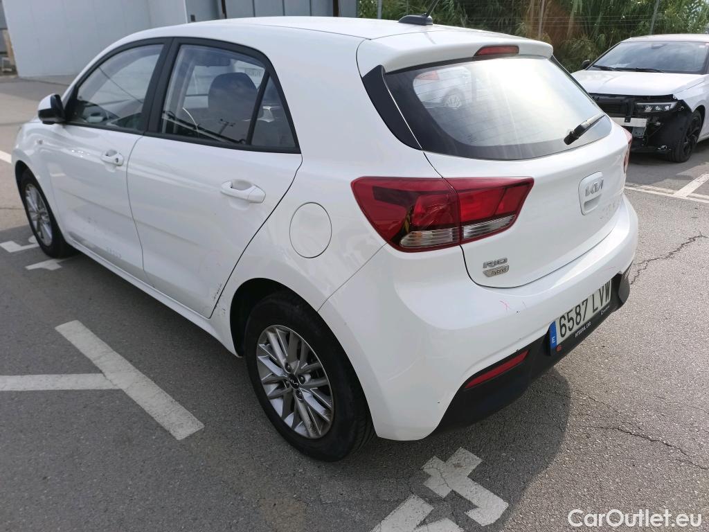  KIA  Rio  Concept 1.0 T-GDI 100CV MT6 E6d #9