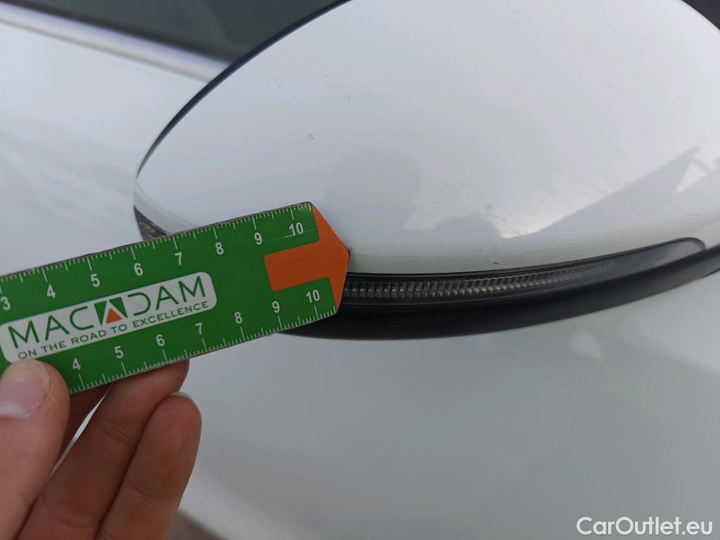  KIA  Cee'd KIA Ceed / 2018 / 5P / berlina con portón 1.0 T-GDi 74kW (100CV) Tech #35