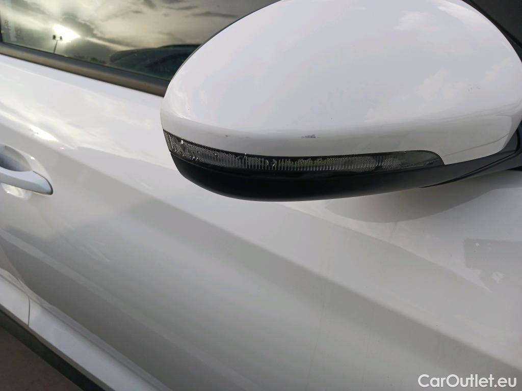  Hyundai  Tucson HYUNDAI  / 2018 / 5P / todoterreno 1.6 CRDI 85kW (116CV) 48V SLE Sky 4X2(SL)(SP) #8