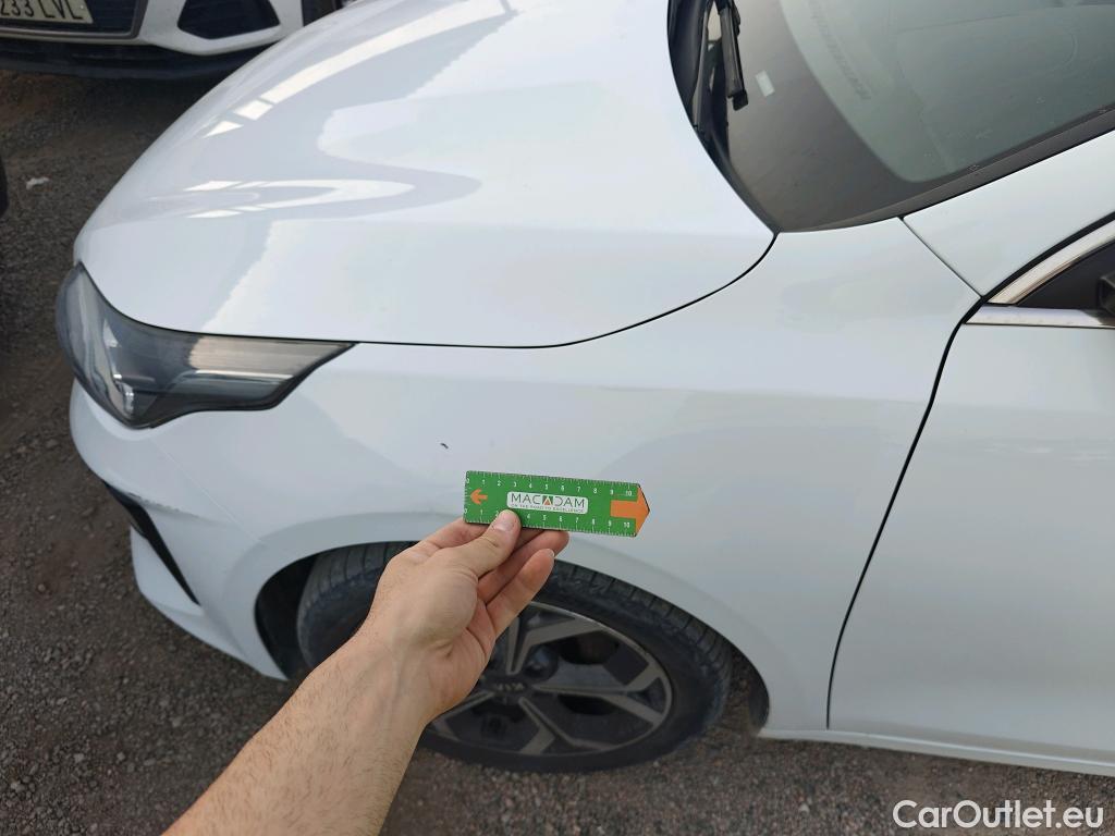  KIA  Cee'd KIA Ceed / 2018 / 5P / berlina con portón 1.0 T-GDi 74kW (100CV) Tech #8