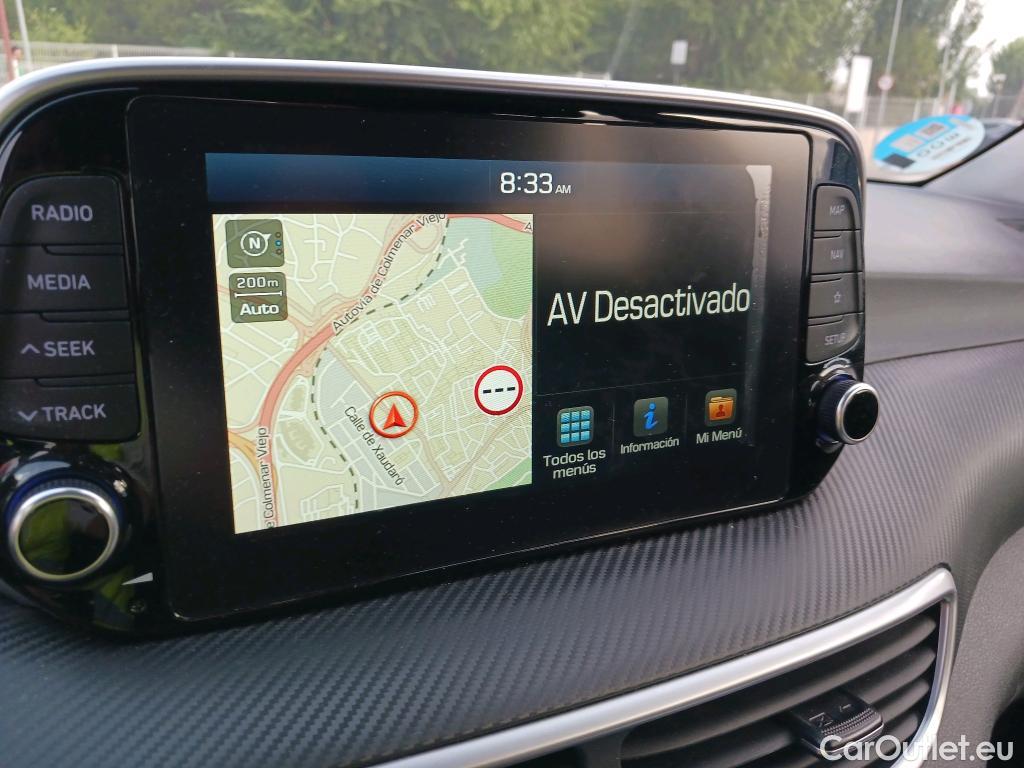  Hyundai  Tucson HYUNDAI  / 2018 / 5P / todoterreno 1.6 CRDI 85kW (116CV) 48V SLE Sky 4X2(SL)(SP) #13
