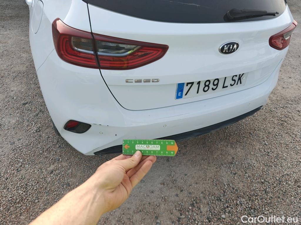  KIA  Cee'd KIA Ceed / 2018 / 5P / berlina con portón 1.0 T-GDi 74kW (100CV) Tech #12