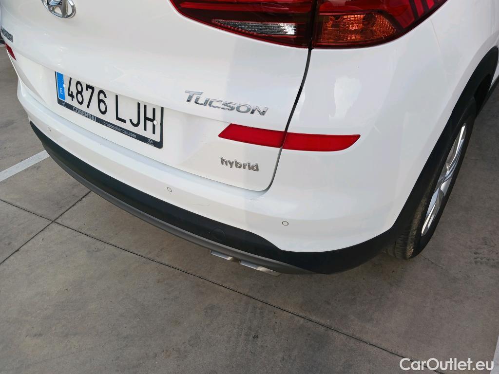  Hyundai  Tucson HYUNDAI  / 2018 / 5P / todoterreno 1.6 CRDI 85kW (116CV) 48V SLE Sky 4X2(SL)(SP) #4