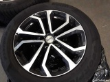  Volvo  XC 40 T5 Recharge DKG R-Design Expression Automatic Petrol/Electric  81 #19