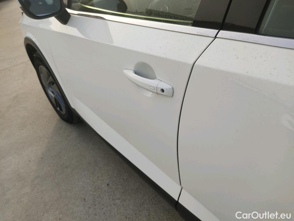  Land Rover  Discovery NISSAN QASHQAI / 2021 / 5P / todoterreno DIG-T 116kW (158CV) mHEV Xtronic Acenta #11