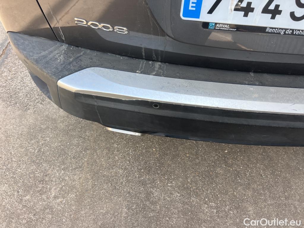 Peugeot  2008  Allure Pack 1.2 PureTech 130CV AT8 E6d #23
