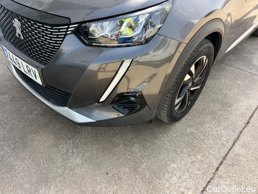  Peugeot  2008  Allure Pack 1.2 PureTech 130CV AT8 E6d #17