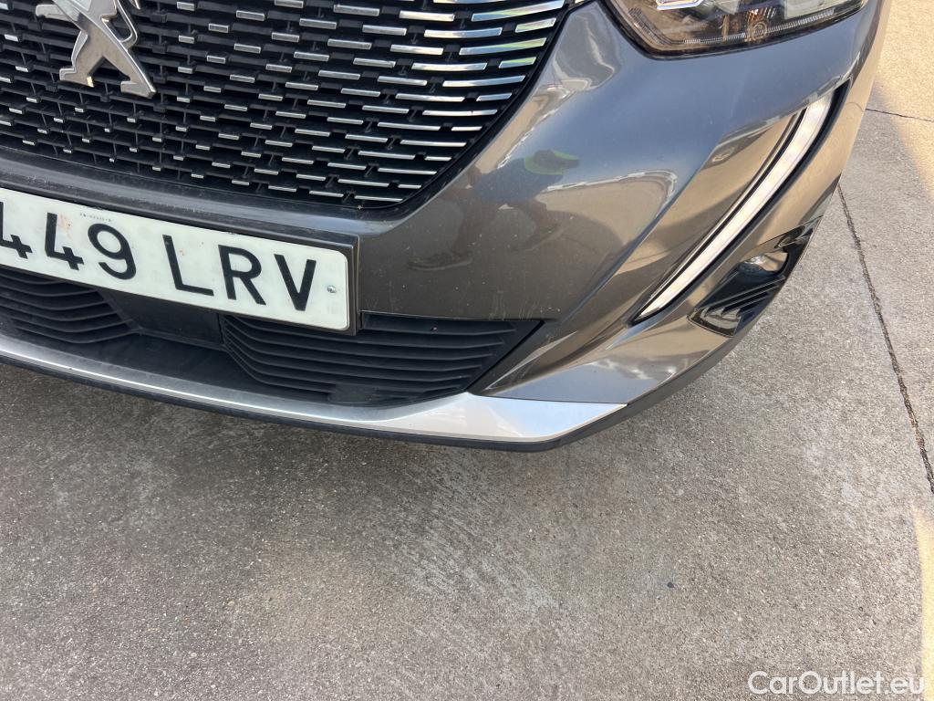  Peugeot  2008  Allure Pack 1.2 PureTech 130CV AT8 E6d #19