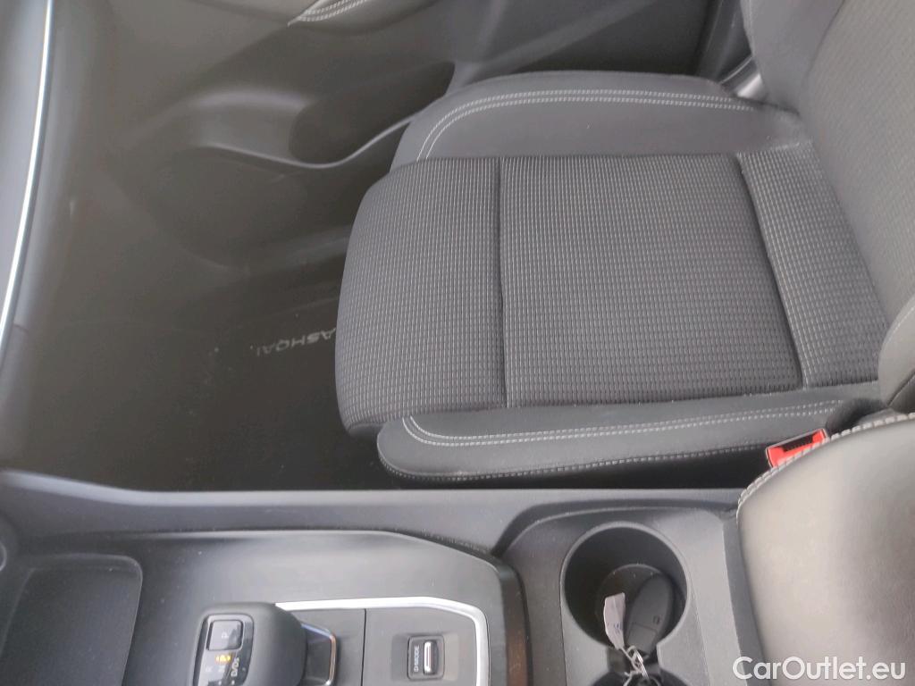 Land Rover  Discovery NISSAN QASHQAI / 2021 / 5P / todoterreno DIG-T 116kW (158CV) mHEV Xtronic Acenta #8