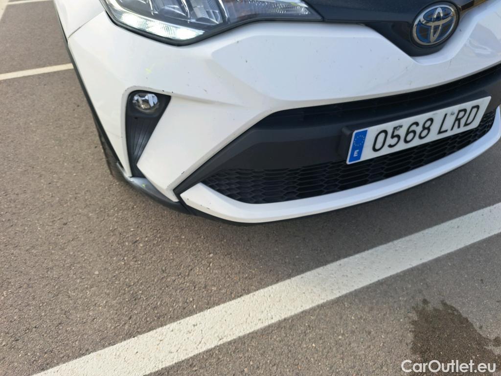  Toyota  C-HR TOYOTA  / 2019 / 5P / todoterreno 1.8 125H Active #33