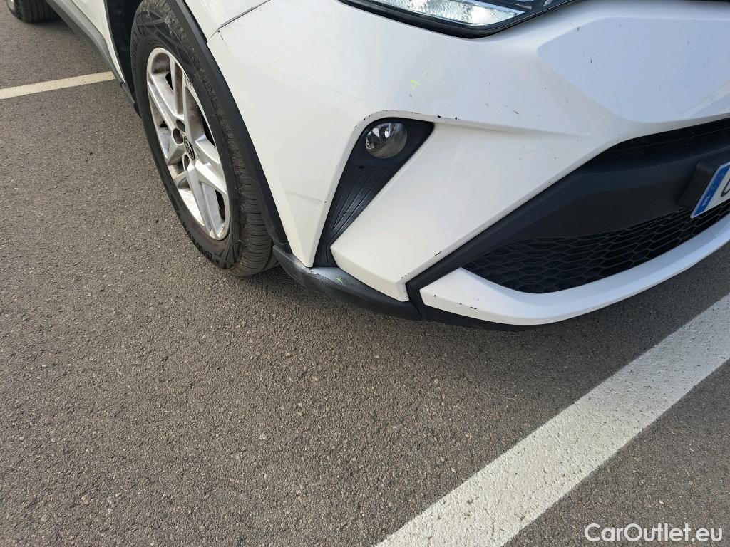  Toyota  C-HR TOYOTA  / 2019 / 5P / todoterreno 1.8 125H Active #23