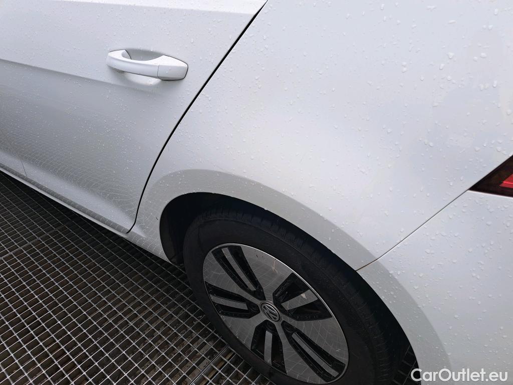  Volkswagen  Golf  VII Berlina e-35kWh #21