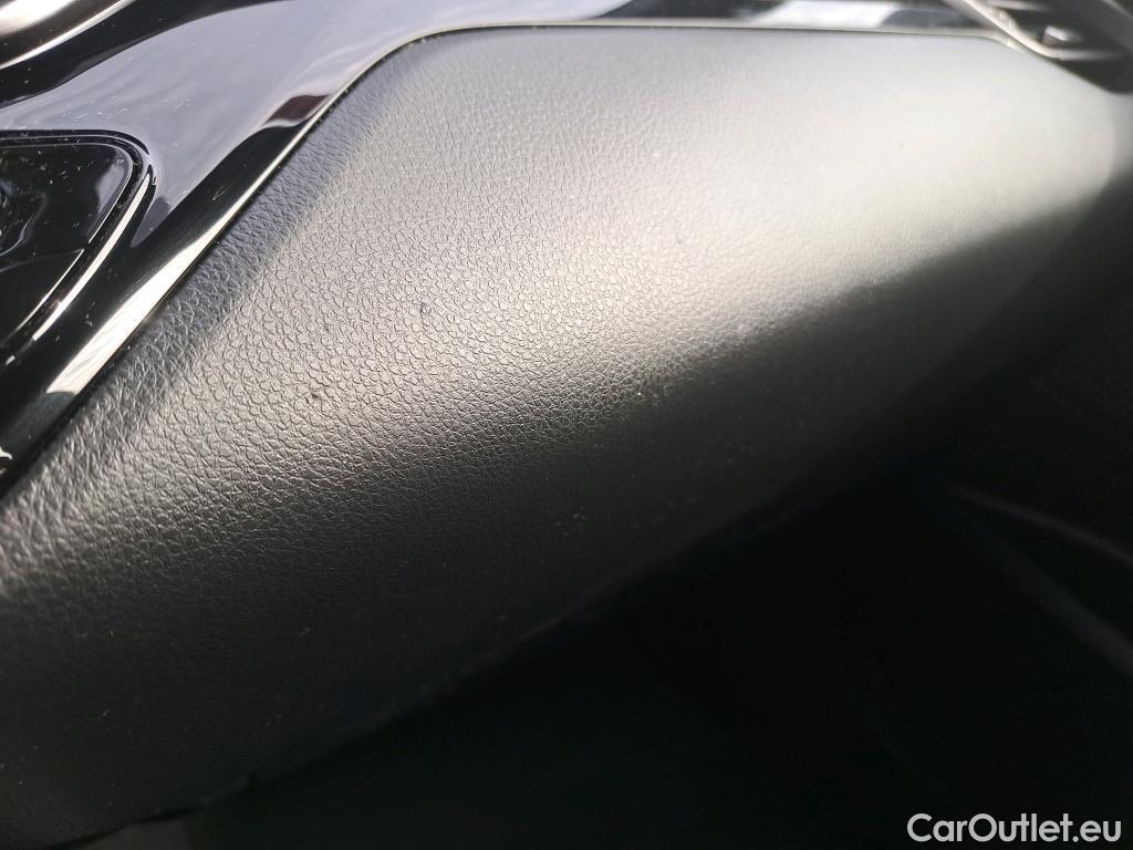  Toyota  C-HR TOYOTA  / 2019 / 5P / todoterreno 1.8 125H Active #10