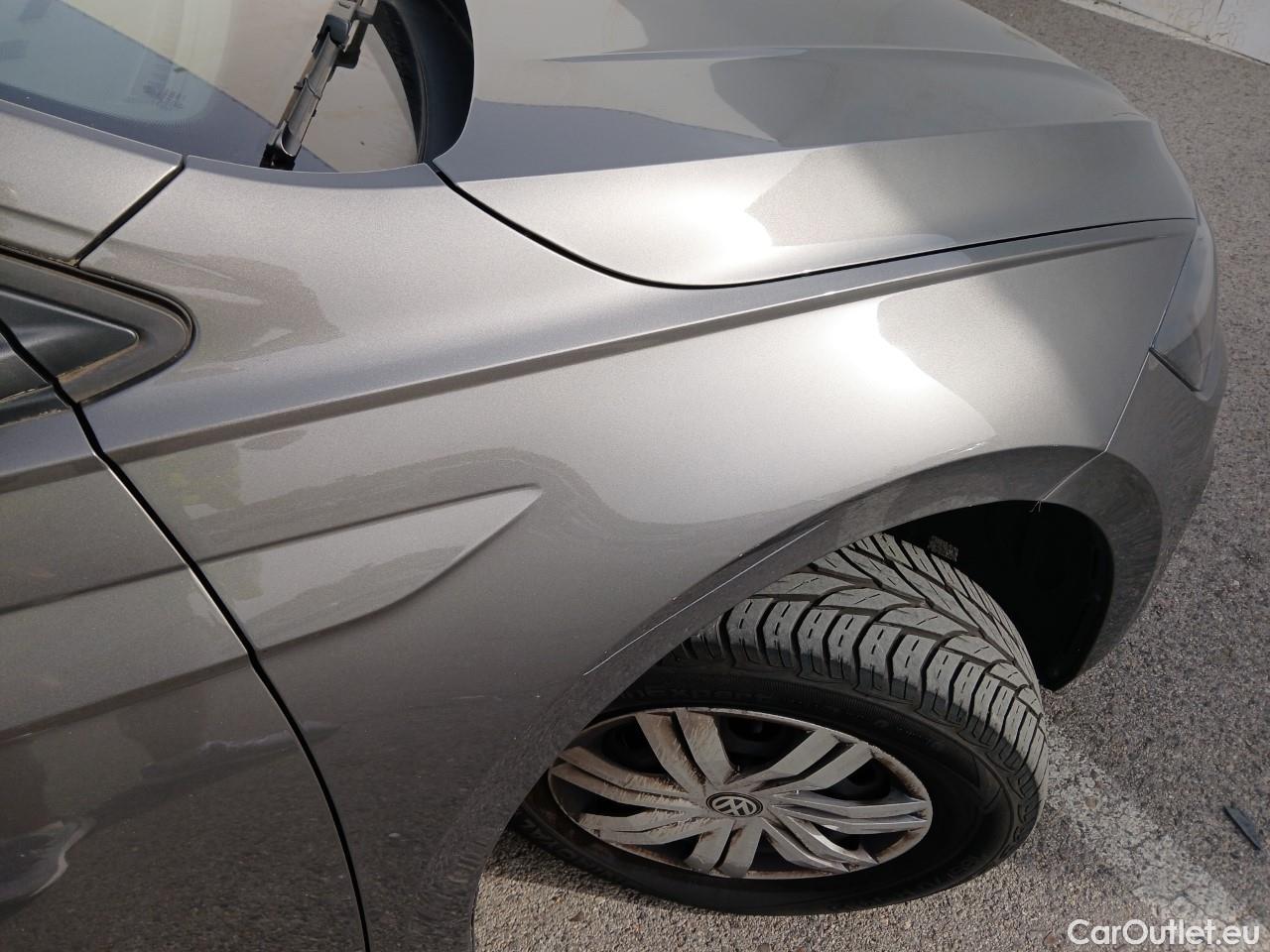  Volkswagen  Polo  VI Edition 1.0 80CV MT5 E6dT #37