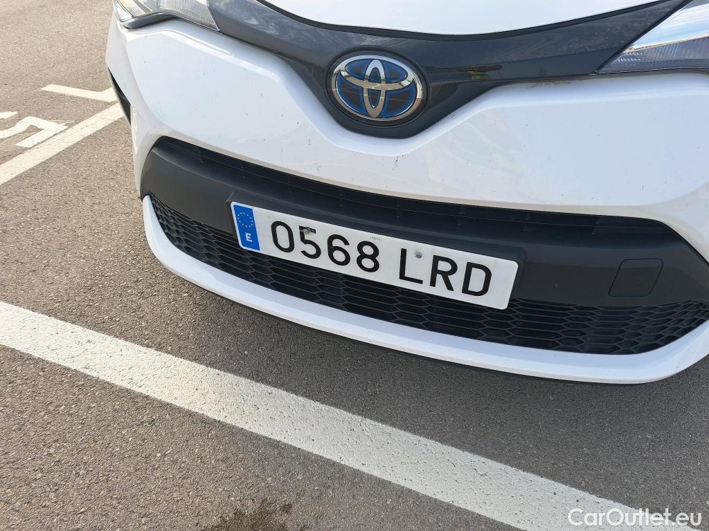  Toyota  C-HR TOYOTA  / 2019 / 5P / todoterreno 1.8 125H Active #35