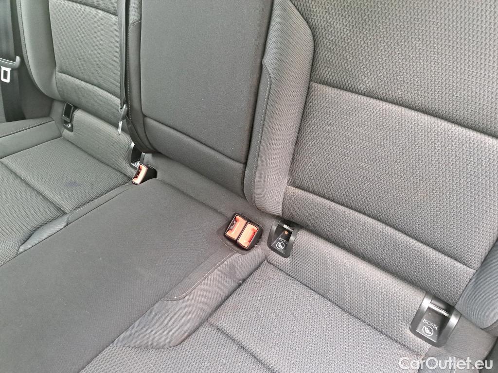  Volkswagen  Golf  VII Berlina e-35kWh #16