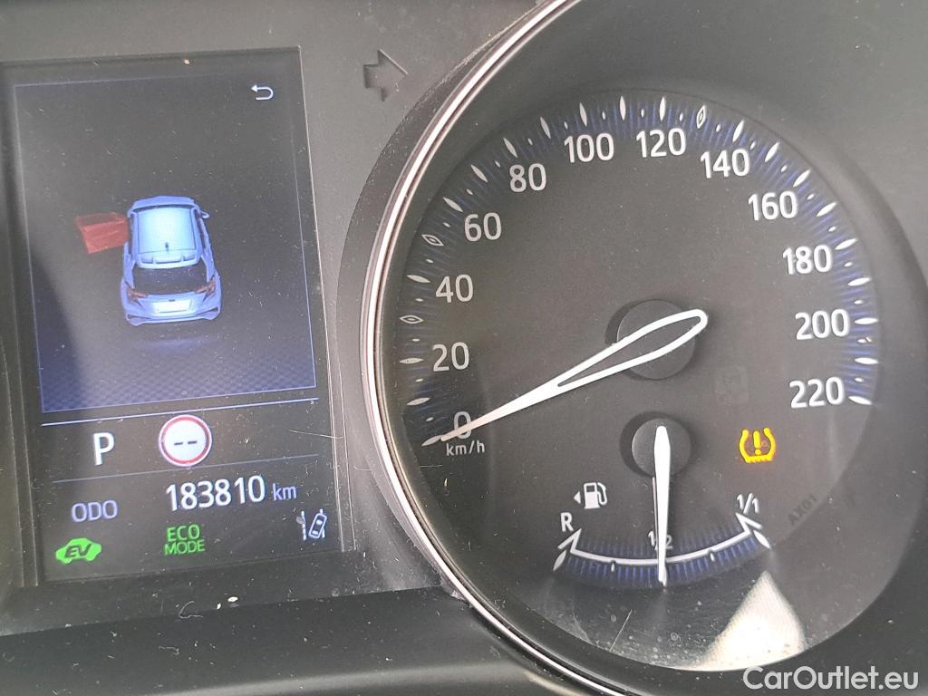  Toyota  C-HR TOYOTA  / 2019 / 5P / todoterreno 1.8 125H Active #50