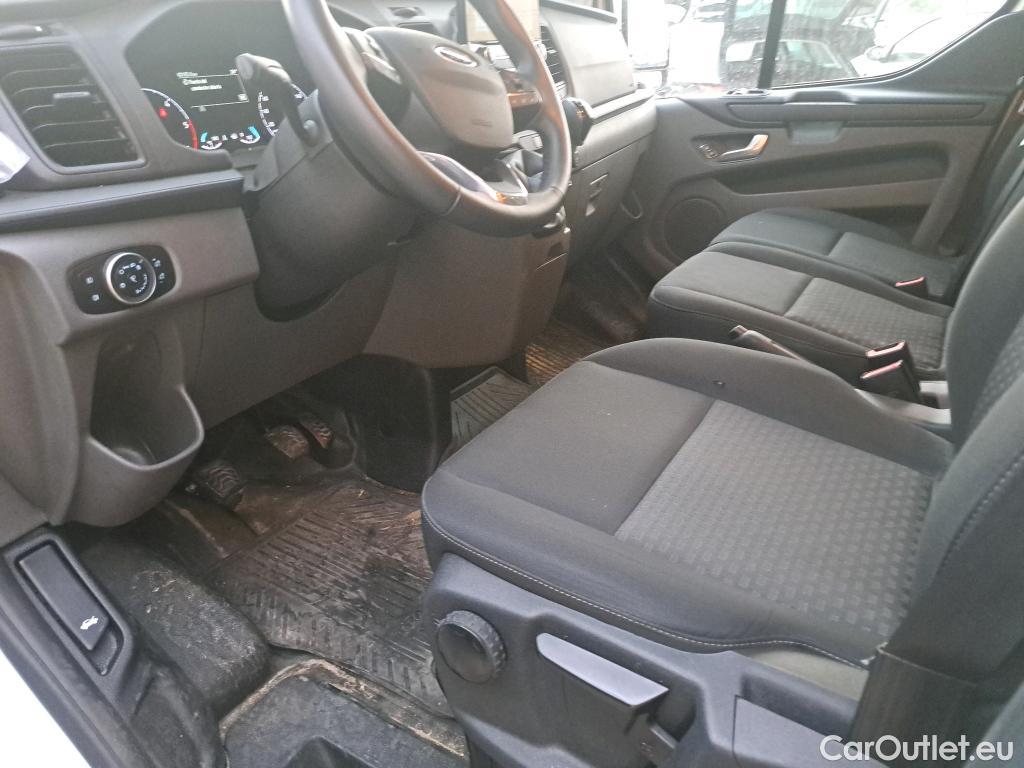  Ford  Transit  Custom Combi / Tourneo Custom 320 L1 Trend 2.0 TDCi 130CV MT6 E6dT #11
