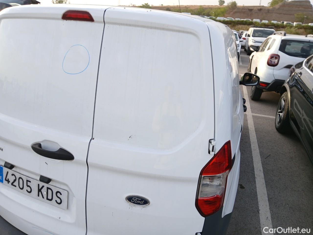  Ford  Transit  Courier Ambiente 1.5 TDCi 75CV MT5 E6 #24