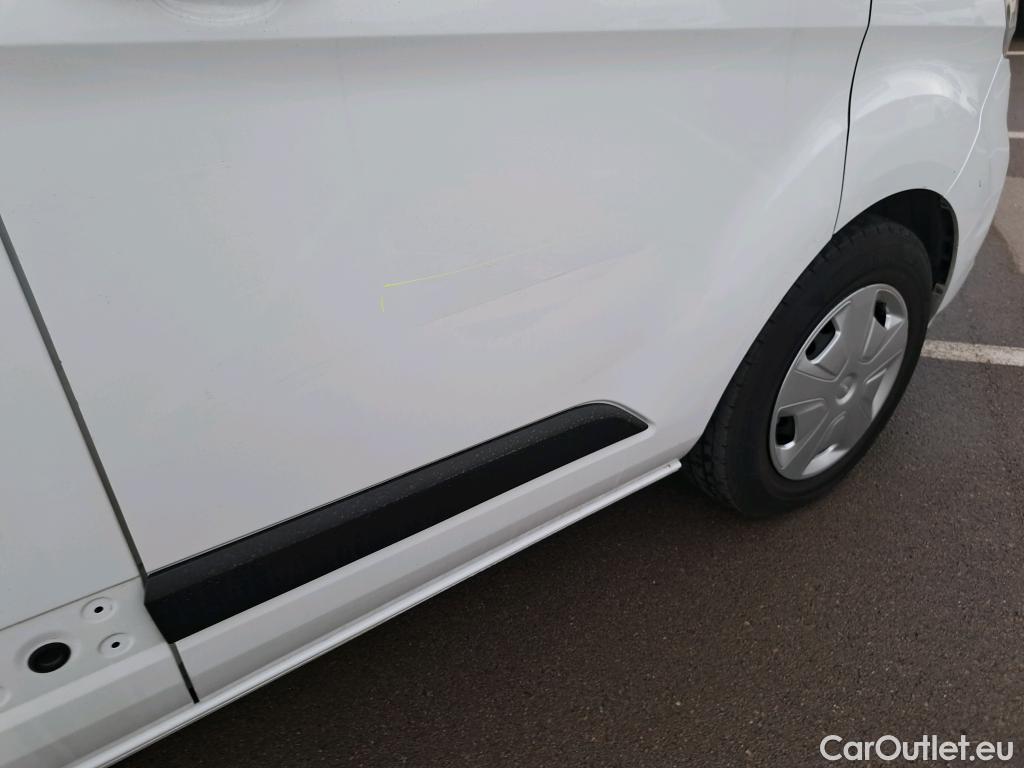  Ford  Transit  Custom Combi / Tourneo Custom 320 L1 Trend 2.0 TDCi 130CV MT6 E6dT #5