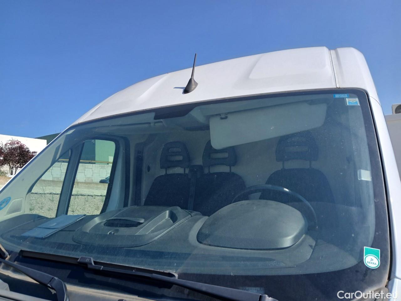  Peugeot  Boxer  Furgón Techo Elevado 333 L2H2 Pro BlueHDi 140 Stop&Start HDi #28