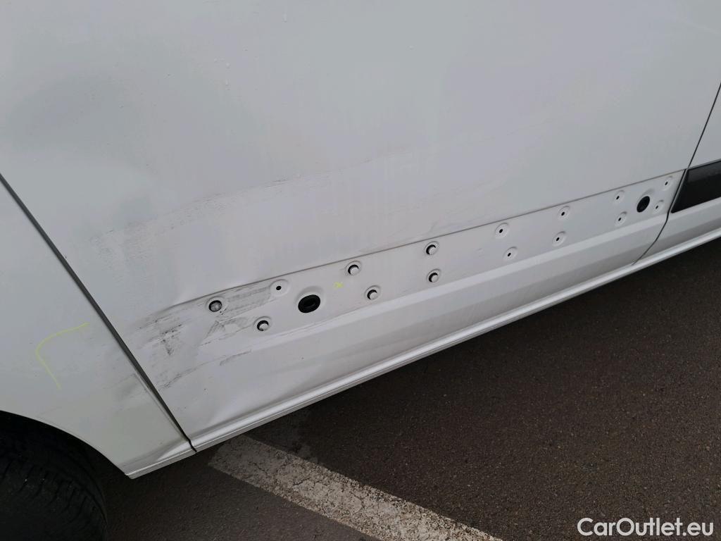  Ford  Transit  Custom Combi / Tourneo Custom 320 L1 Trend 2.0 TDCi 130CV MT6 E6dT #12