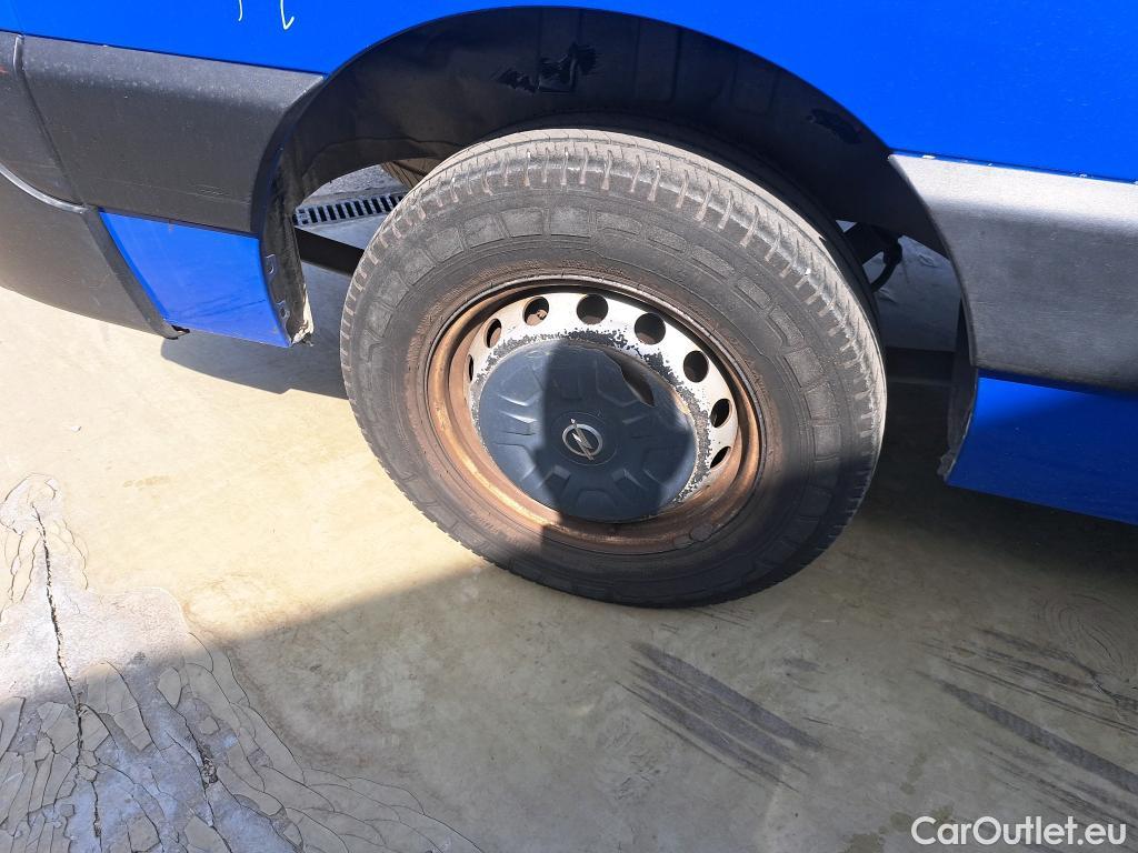  Opel  Movano  B Furgón/Combi Fg. L2H2 3 5t turbo 130CV MT6 E6 #60