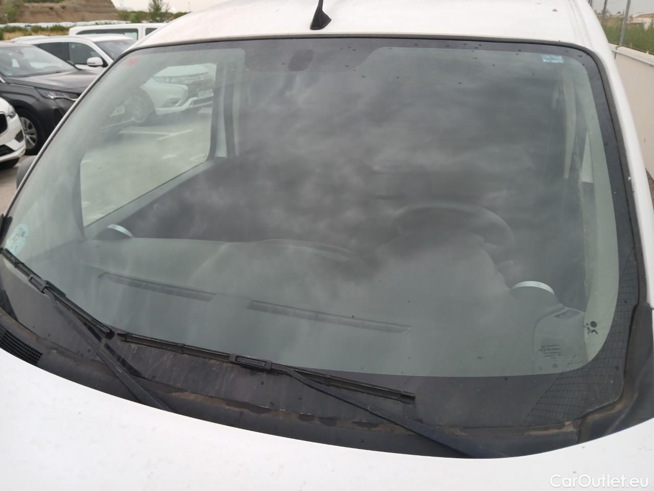  Renault  Kangoo  II Furgón Professional 1.5 dCi 95CV MT6 E6dT #18